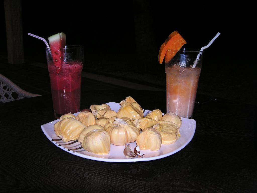 קודאט North Borneo Biostation Resort מראה חיצוני תמונה