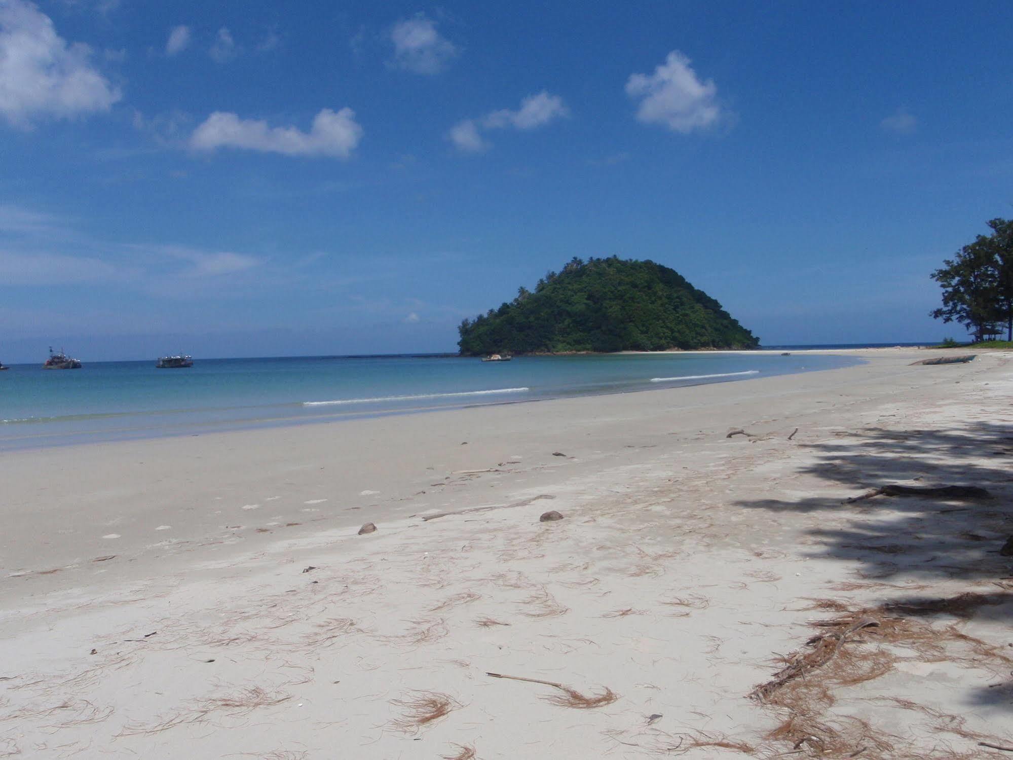 קודאט North Borneo Biostation Resort מראה חיצוני תמונה